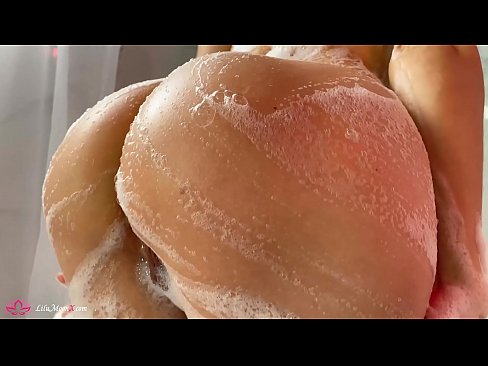 ❤️ Brunette onanerar fittan med vibrator till intensiv orgasm i duschen ️❌ Porno at sv.vlad-massage-salon.ru ☑
