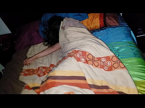 ❤️ Styvbarn som skäller ut sin unga styvmor medan hon sover. ️❌ Porno at sv.vlad-massage-salon.ru ☑